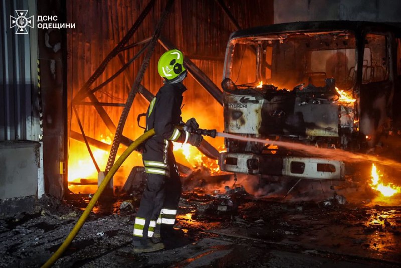 Several fires caused by drone raid in Odesa overnight 