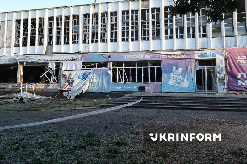 3 people wounded as result of Russian drones attack against civilian infrastructure in Odesa