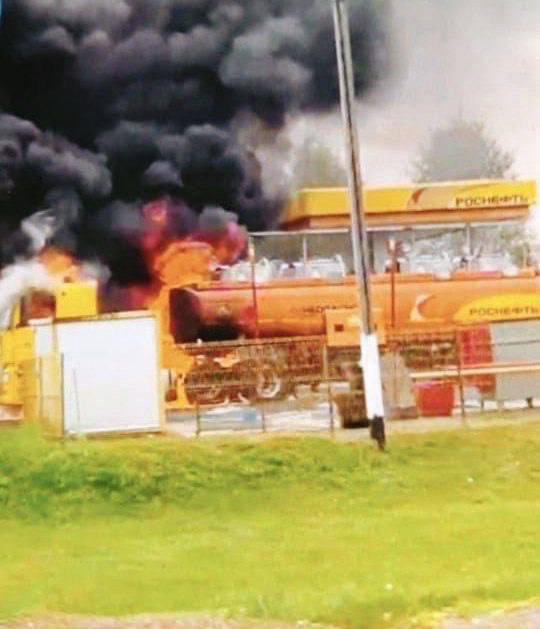 Fire at the fuel station in Klimovo of Bryansk region after suspected drone strike