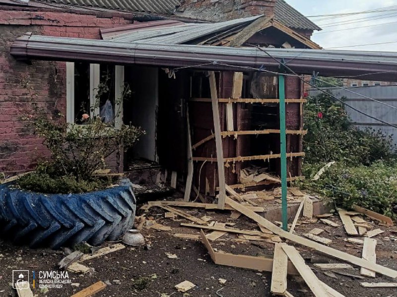 3 people wounded, including 2 rescuers as result of Russian drones strikes in Sumy region today