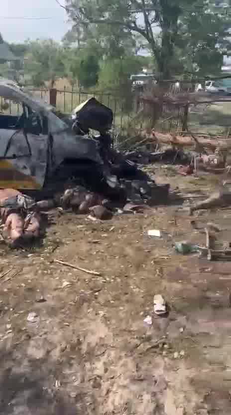 Over 20 people killed as result of an airstrike in Yarova of Donetsk region 