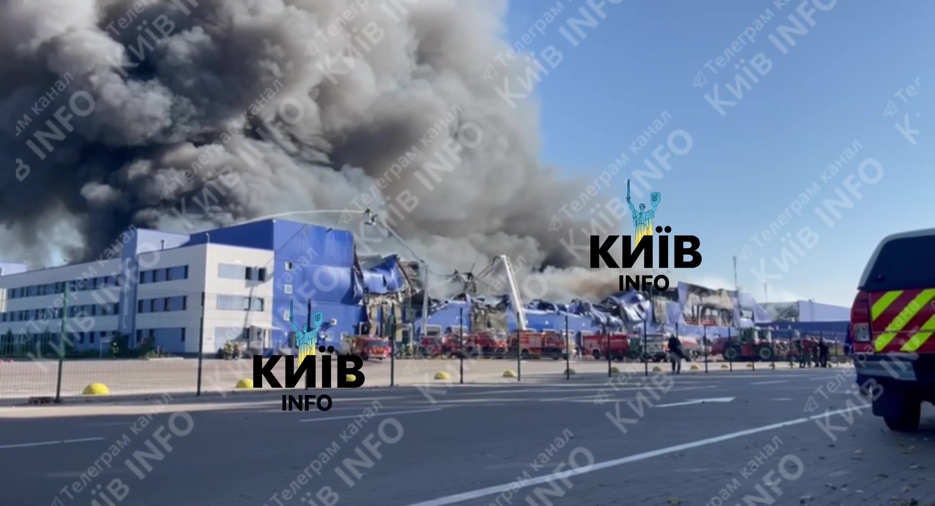 Kyiv region: logistics center of the largest household and building goods retailer Epicenter destroyed. After Russian drone strike, the building was completely destroyed