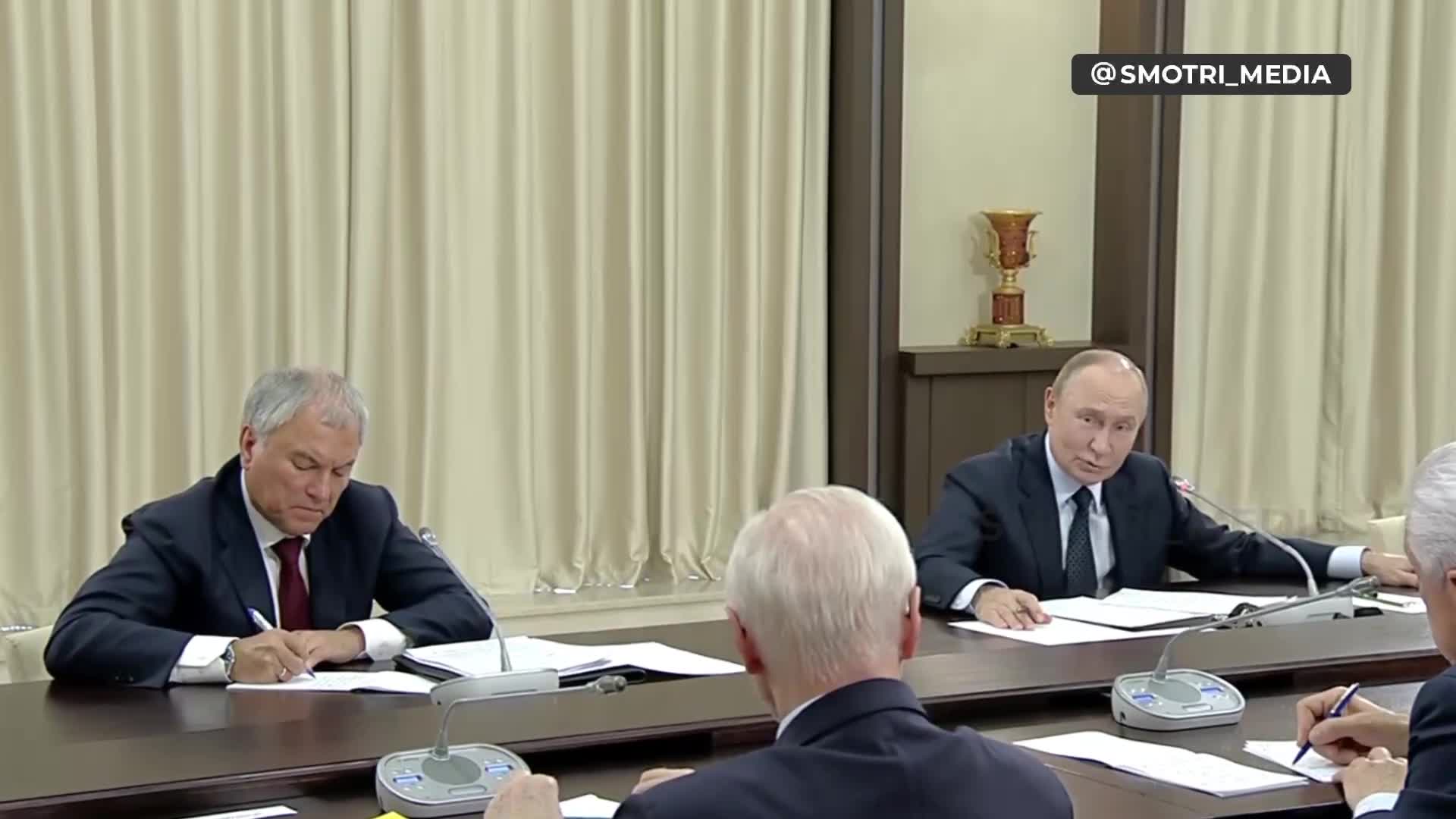 Putin says 700 000 fighters are on combat line in Ukraine