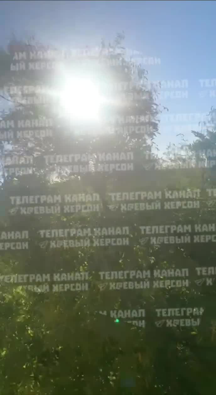 Big fire in Kherson, Russian army attacking rescuers attempting to extinguish the fire