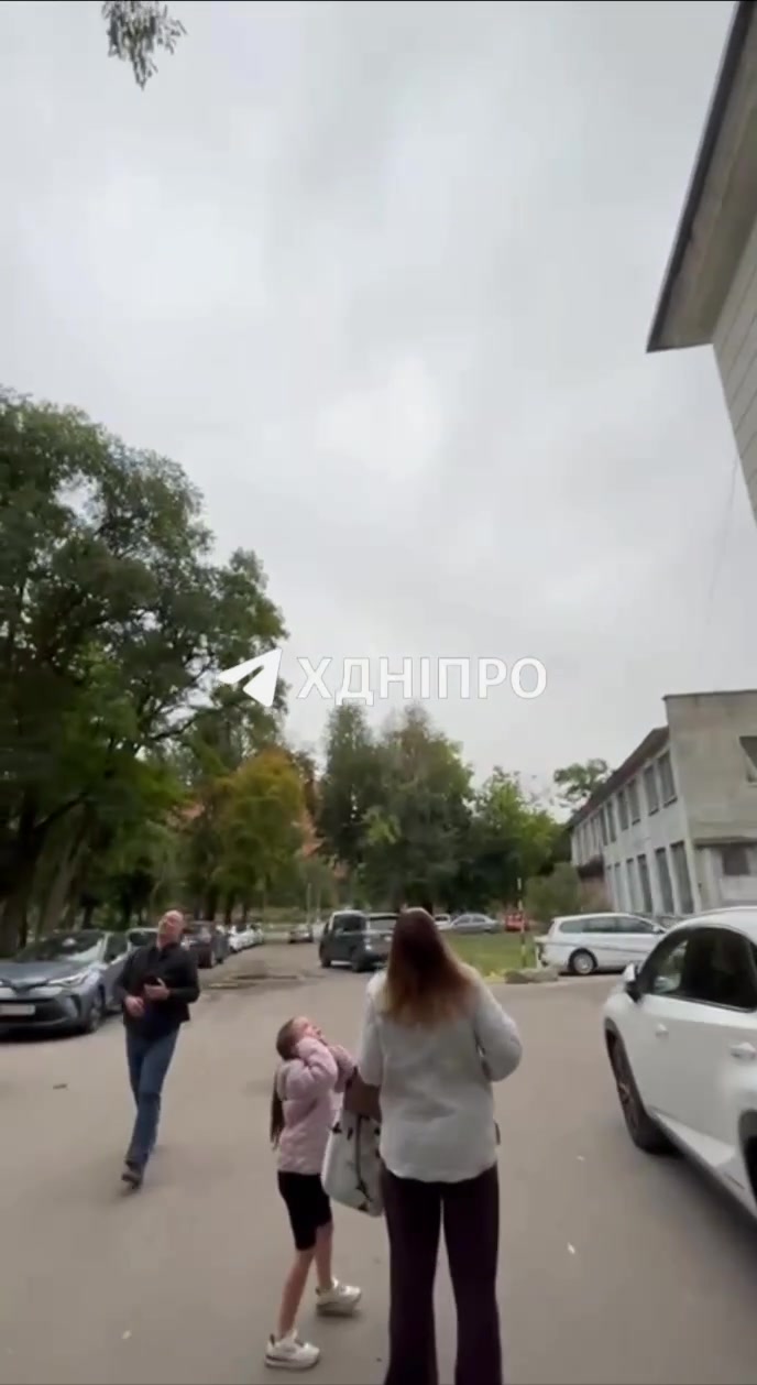 Violent explosions were reported in Dnipro. Drones strikes in the central part of city