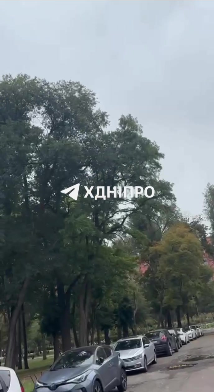 Violent explosions were reported in Dnipro. Drones strikes in the central part of city