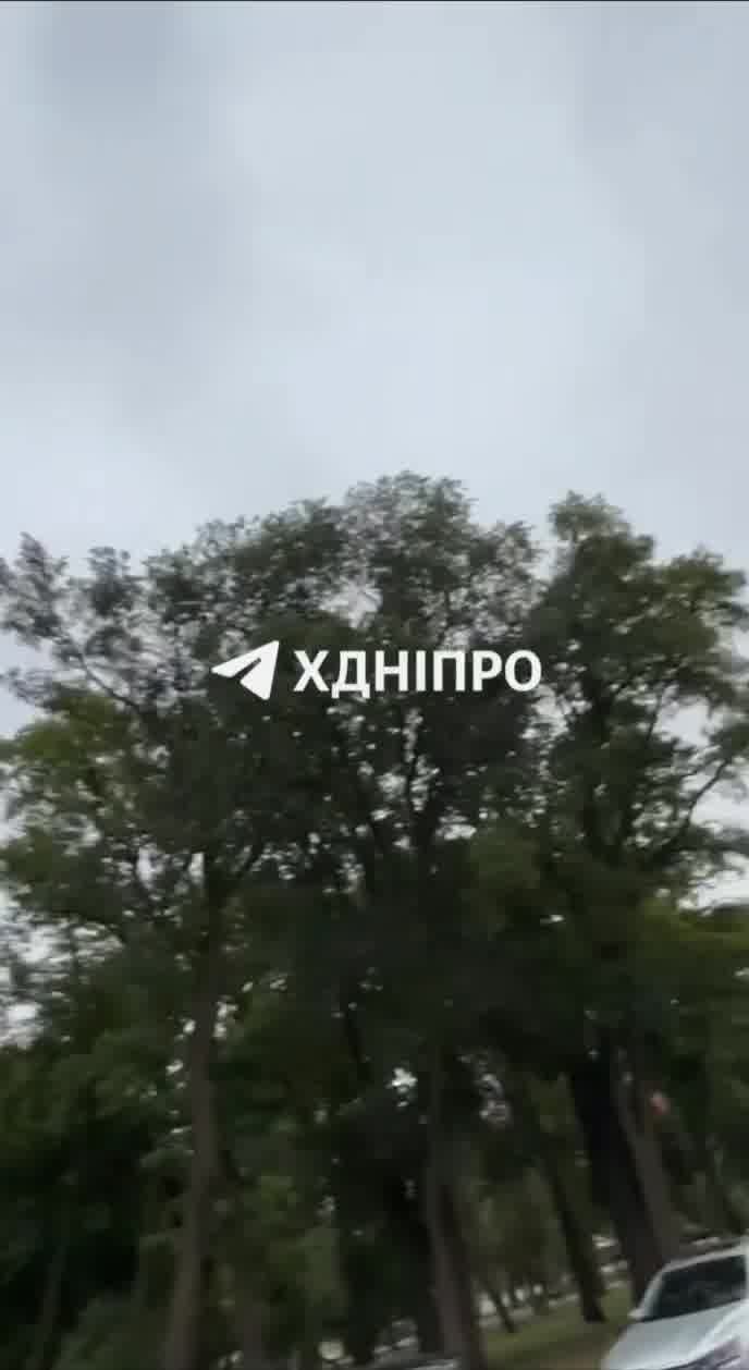 Violent explosions were reported in Dnipro. Drones strikes in the central part of city