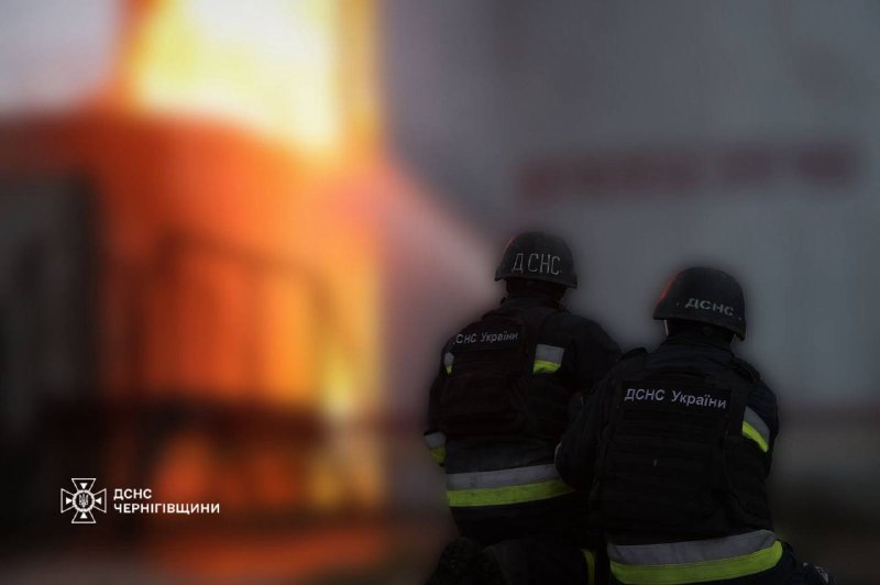 Zelensky: This night, Ukraine was again under a combined Russian attack - more than 50 missiles and about 500 strike drones. Сruise missiles, Shahed-type drones, and even Kinzhal missiles. Lviv, Ivano-Frankivsk, Zaporizhia, Chernihiv, Sumy, Kharkiv, Kherson, Odesa, Kirovohrad regions were under attack. As of now information about 10 injured and 5 killed people