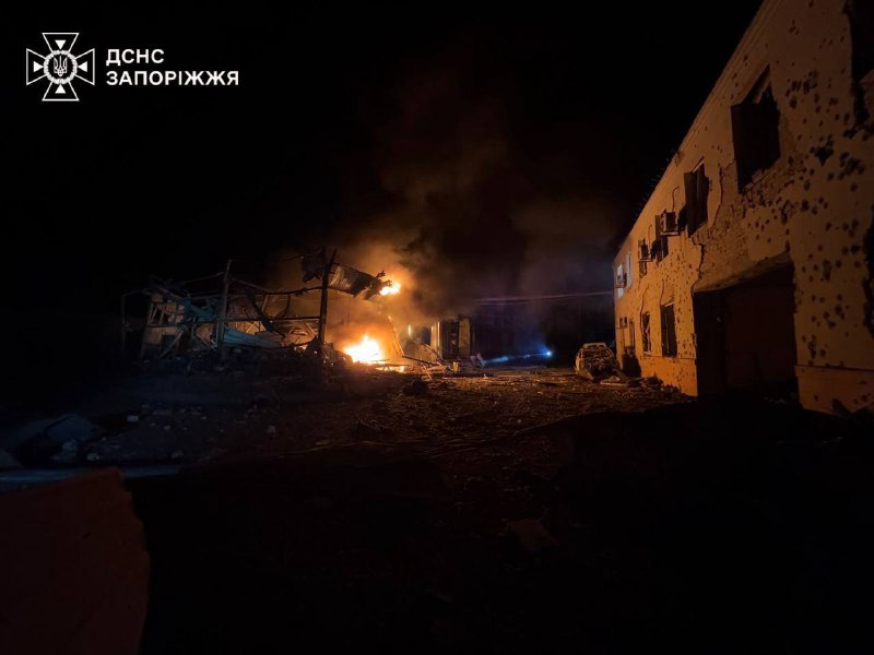 Zelensky: This night, Ukraine was again under a combined Russian attack - more than 50 missiles and about 500 strike drones. Сruise missiles, Shahed-type drones, and even Kinzhal missiles. Lviv, Ivano-Frankivsk, Zaporizhia, Chernihiv, Sumy, Kharkiv, Kherson, Odesa, Kirovohrad regions were under attack. As of now information about 10 injured and 5 killed people