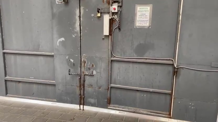 Security service of Ukraine and police conducting searches at Lavra cathedral in Pochaiv