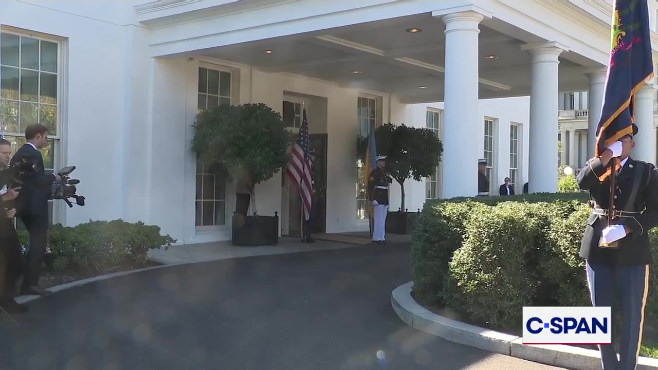 President Trump welcomes Ukrainian President Zelensky to the White House