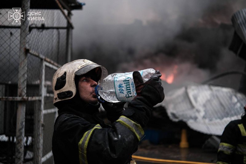 Firefighters using helicopters to extinguish fires in Kyiv