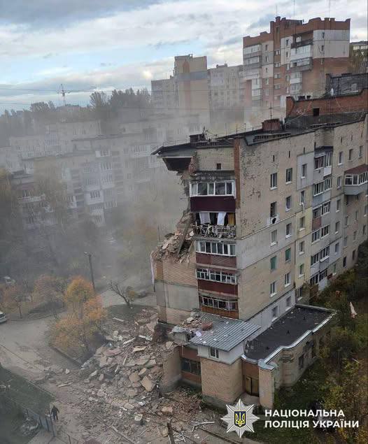 Pri výbuchu plynu v bytovom dome v Chmelnickom sa zranilo 5 ľudí.