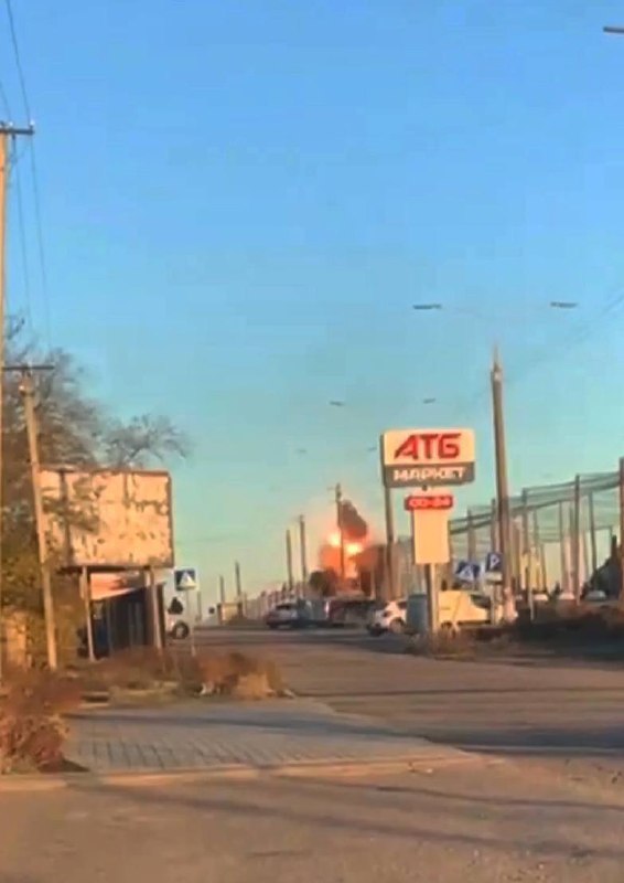 Pri útoku dronu na auto v Čornobajevke bola zranená 1 osoba