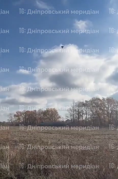 At least 6 explosions were reported in Vasylkivka of Dnipropetrovsk region, town in under drones raid