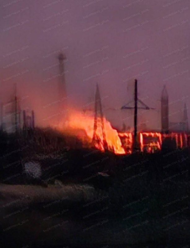 Drony zaútočili na elektrickú rozvodňu v Rylsku v Kurskej oblasti