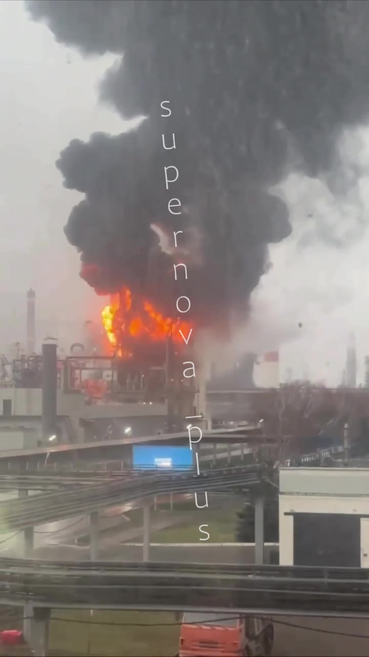 Big fire reported at Nizhnekamsneftekhim chemical plant in Nizhnekamsk in Tatarstan region of Russia