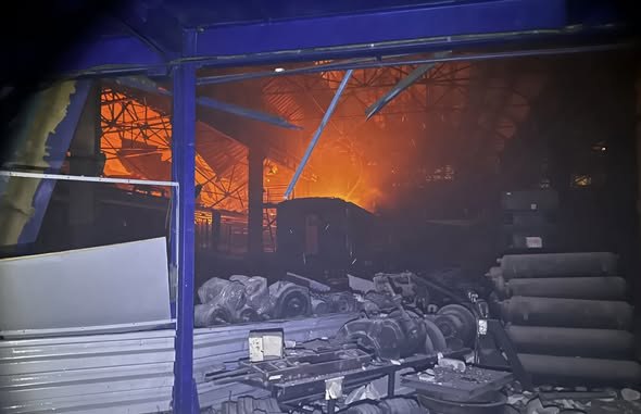 V Dniprope bola v noci napadnutá železničná stanica pre prímestské vlaky