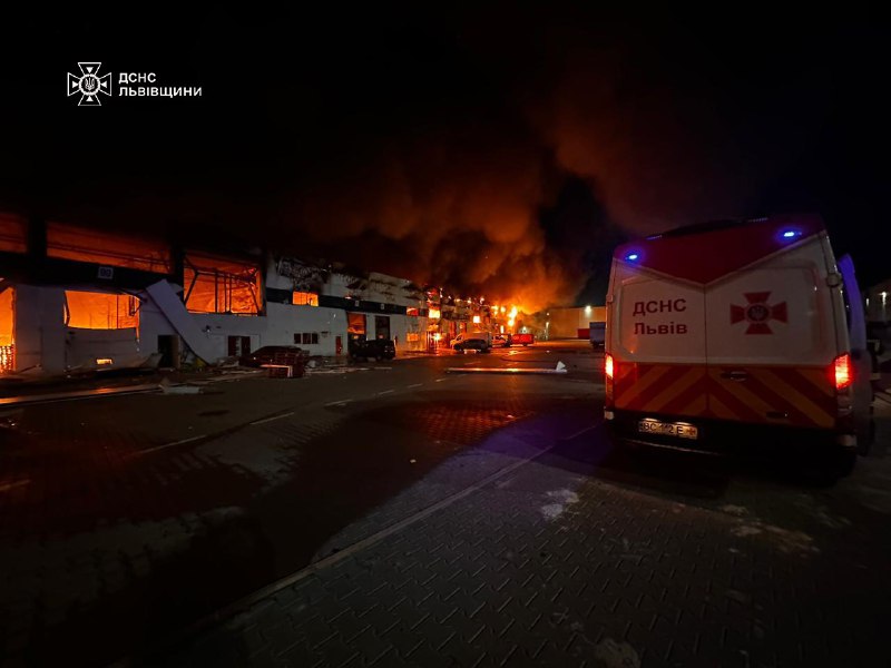 President Zelensky: More than 470 strike drones and 48 missiles of various types – ballistic, cruise were launched by Russia against Ukraine overnight. In Ternopil, there were hits on residential nine-story buildings, causing fires. Unfortunately, there is significant damage to buildings, and people may be trapped under the rubble. As of now, dozens of people are reported injured and nine people were killed