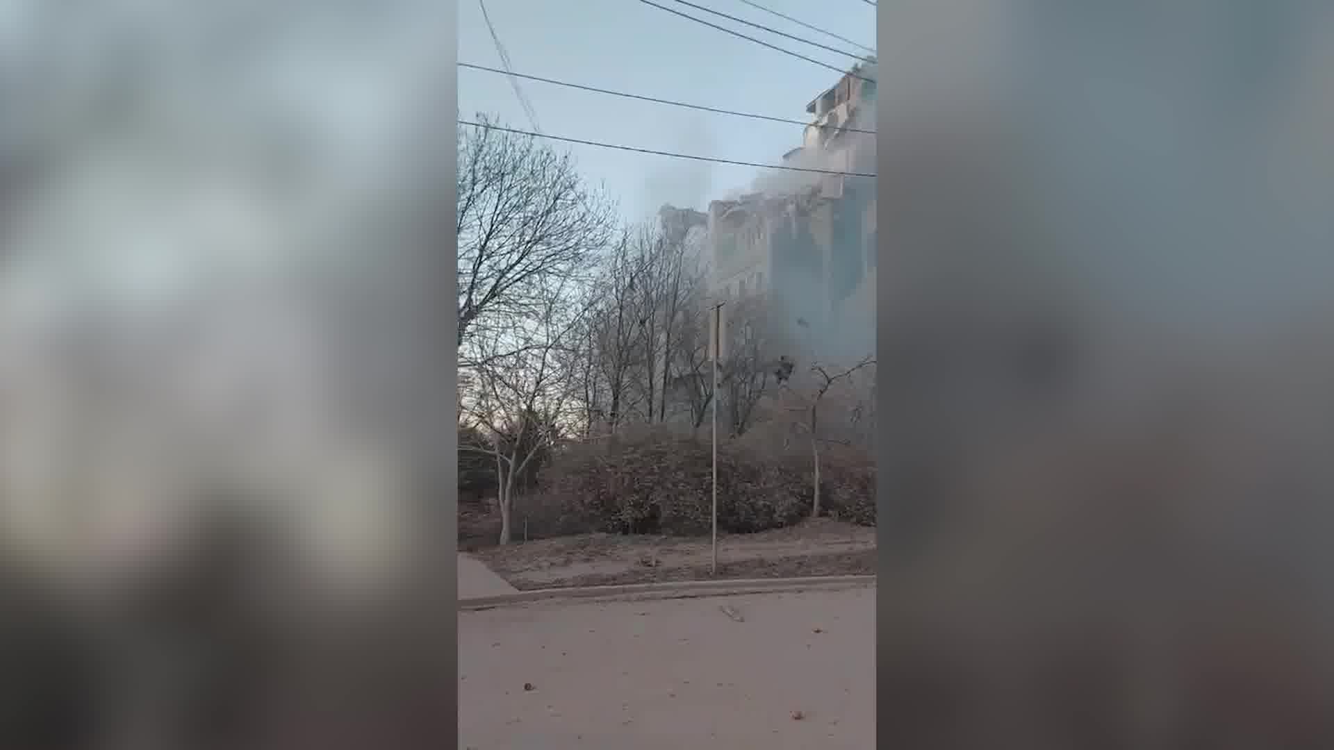 President Zelensky: More than 470 strike drones and 48 missiles of various types – ballistic, cruise were launched by Russia against Ukraine overnight. In Ternopil, there were hits on residential nine-story buildings, causing fires. Unfortunately, there is significant damage to buildings, and people may be trapped under the rubble. As of now, dozens of people are reported injured and nine people were killed