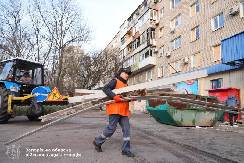 Damage in Zaporizhzhia as result of FPV drone strike