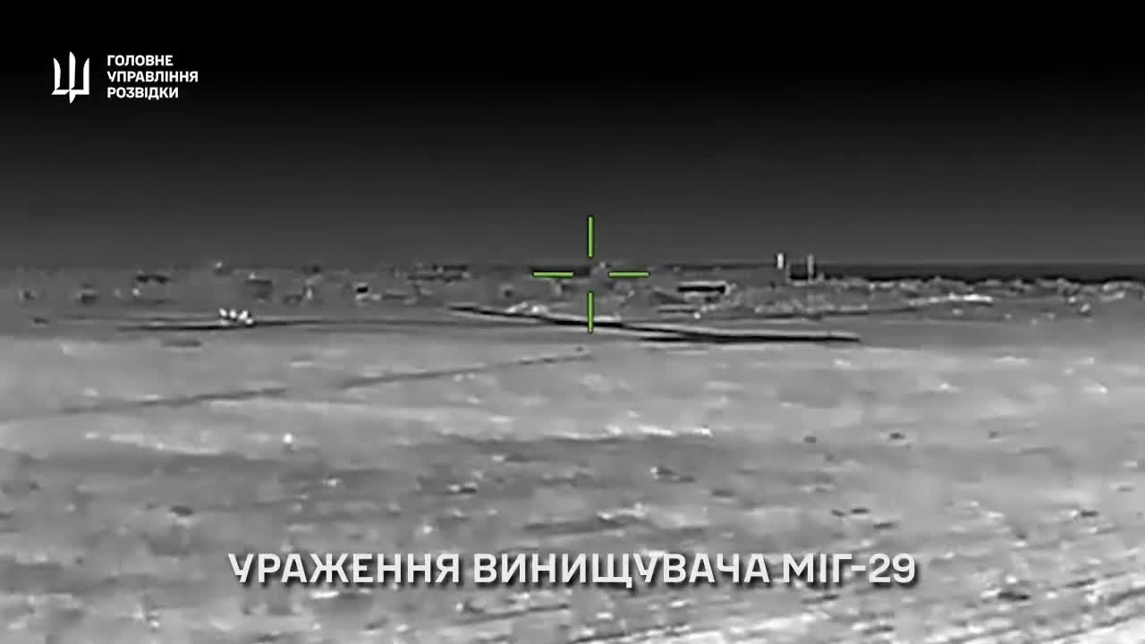 Ukraiński wywiad wojskowy zniszczył myśliwiec MiG-29 na lotnisku w Kaczy za pomocą dronów