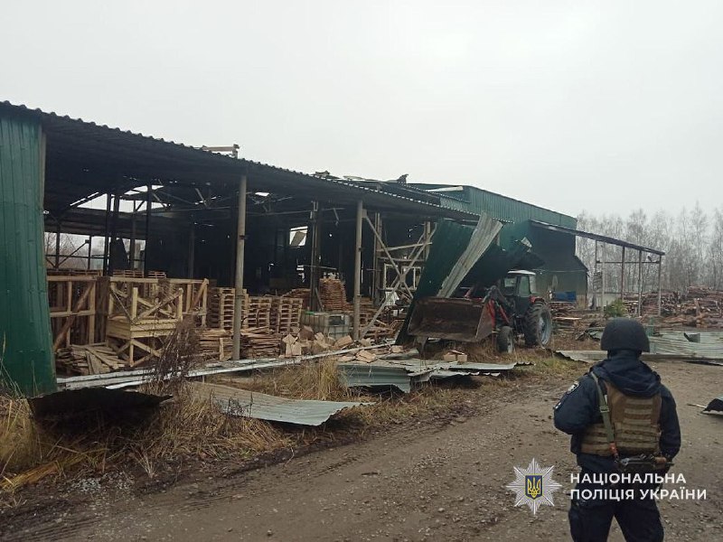 2 people wounded as result of drone strike in Horodnya town in Chernihiv region