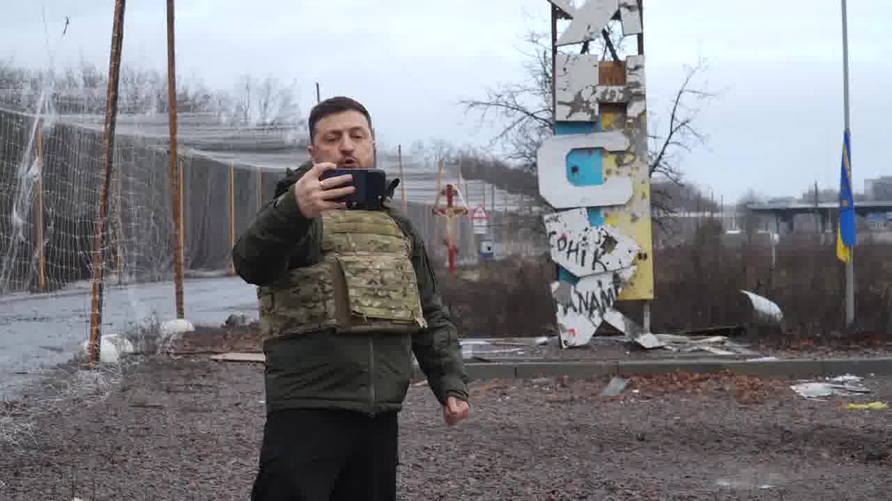 President Zelenskyy arrived in the Kupyansk direction to congratulate the military on the Day of the Ground Forces