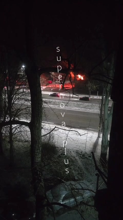 Fire at the store in Donetsk after suspected air defense missile hit