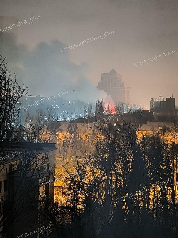 Fire at the store in Donetsk after suspected air defense missile hit