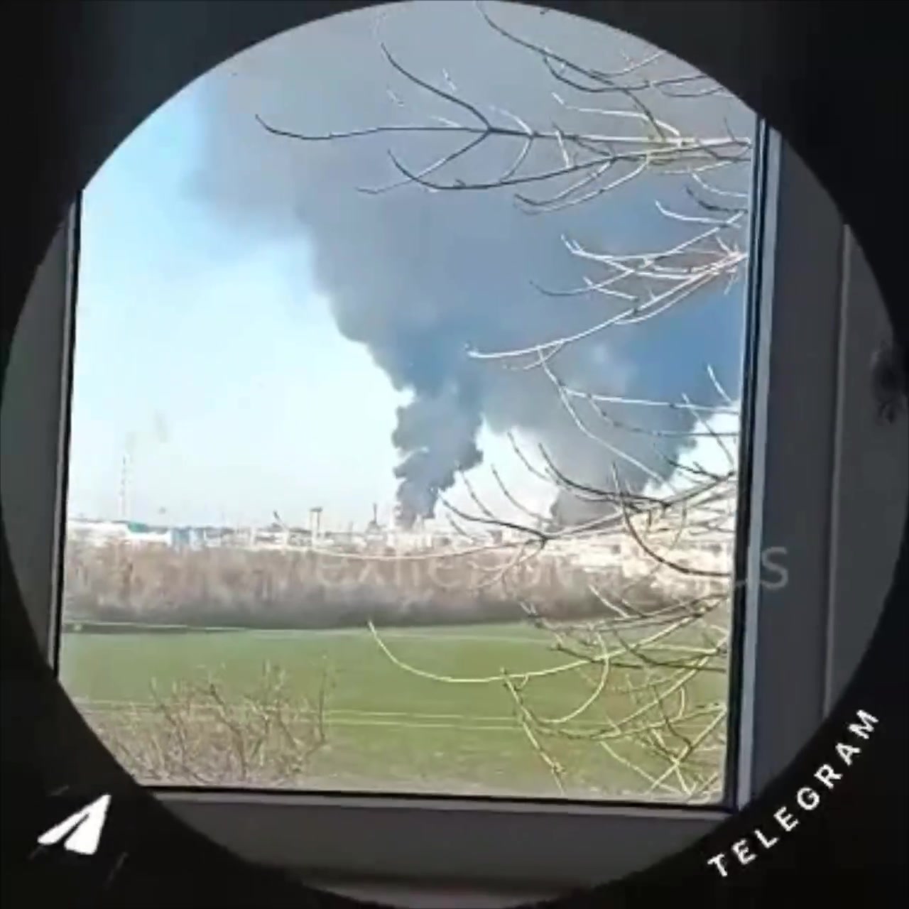 Explosions and fire reported at Novoskhakhtinsky oil refinery
