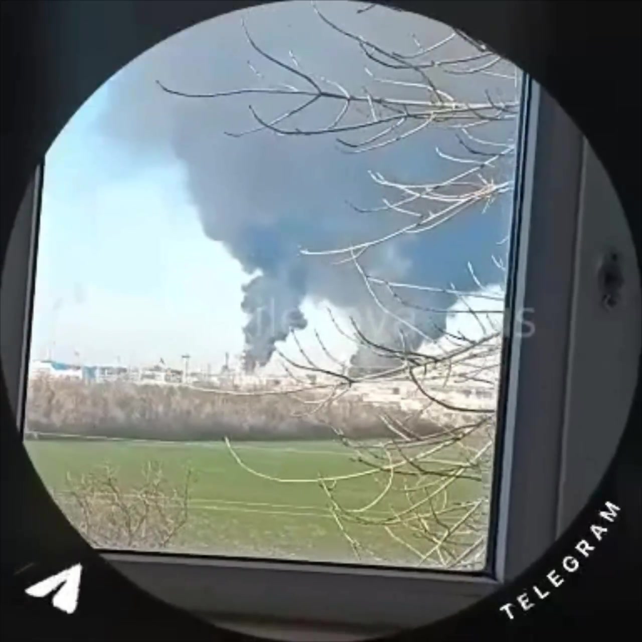 Explosions and fire reported at Novoskhakhtinsky oil refinery