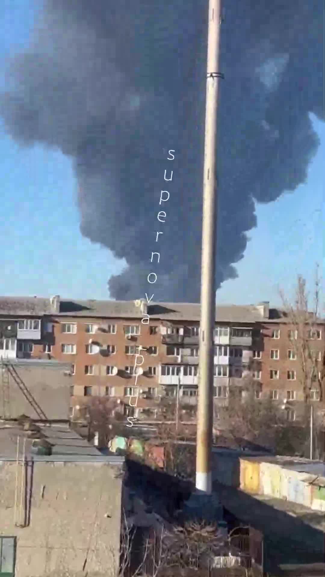 6 violent explosions were reported in Novoshaktinske