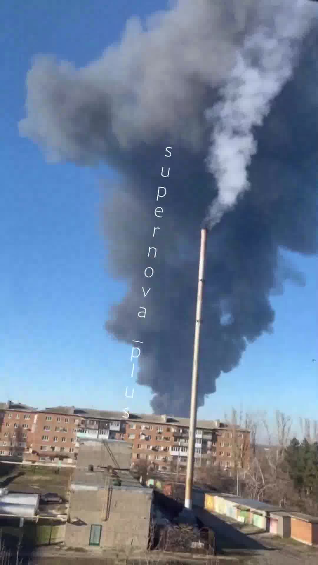 6 violent explosions were reported in Novoshaktinske