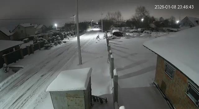 Alleged video of strike of intermediate-range ballistic missile (IRBM) with Multiple independently targetable reentry vehicle (MIRV) against Lviv