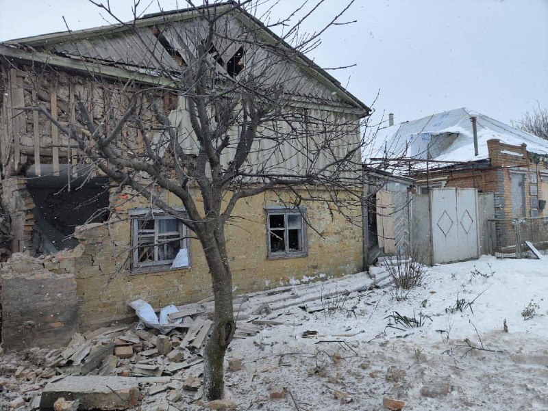1 person killed, 7 wounded as result of shelling with artillery and drones strikes in Nikopol district today