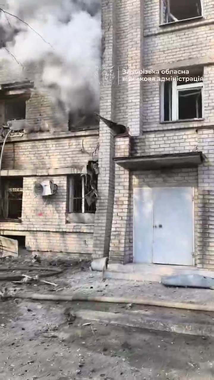 Russian troops strike maternity hospital in Zaporizhia. So far two injured reported