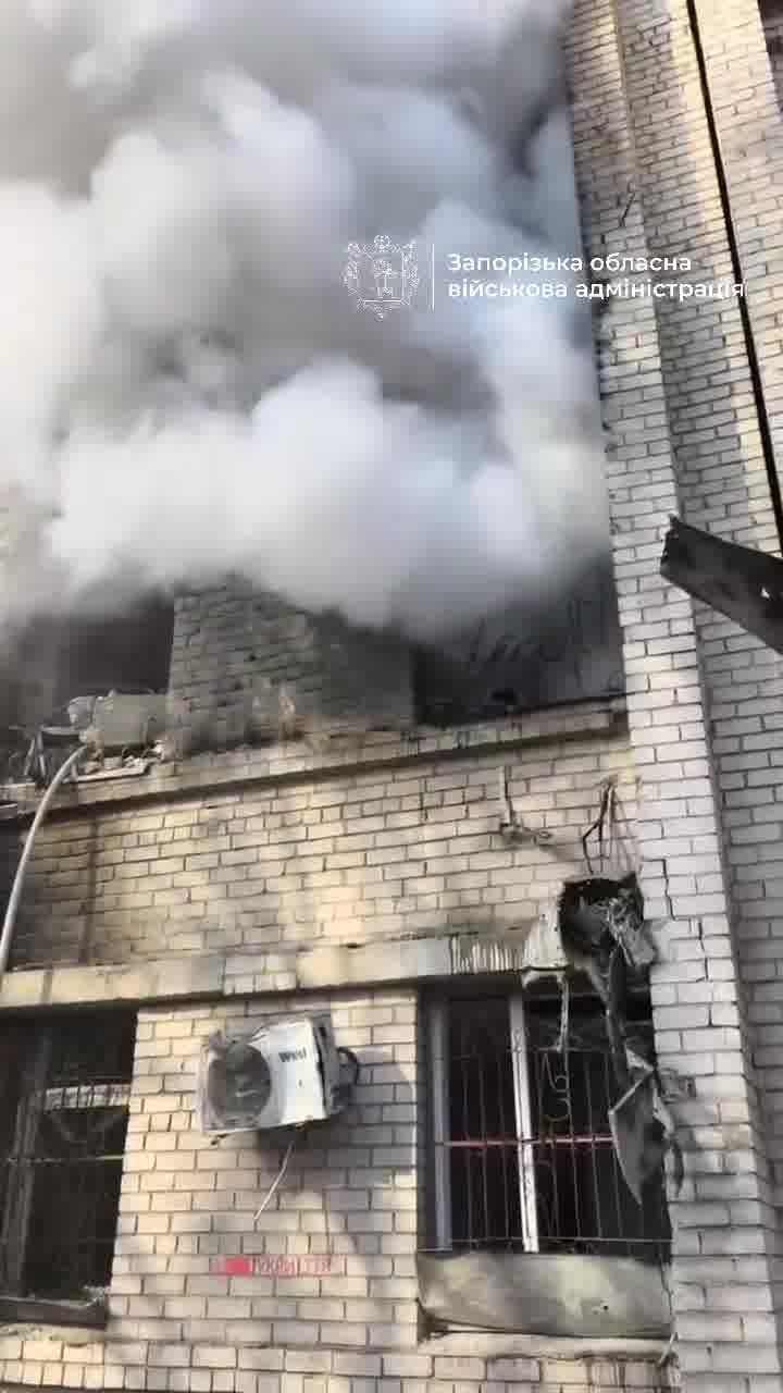 Russian troops strike maternity hospital in Zaporizhia. So far two injured reported