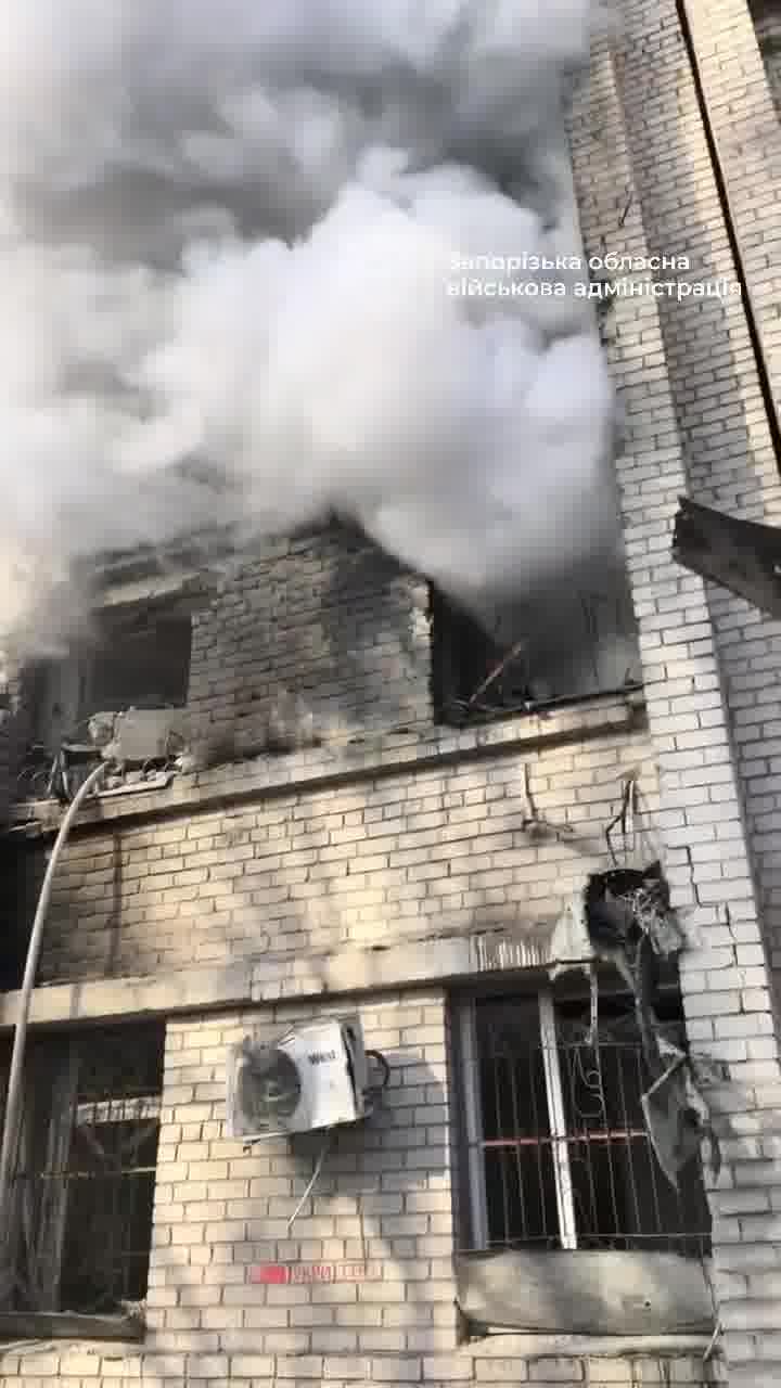 Russian troops strike maternity hospital in Zaporizhia. So far two injured reported