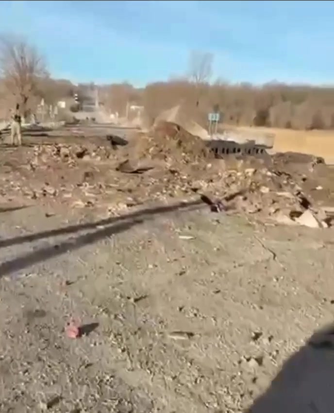 Bridge in Vasylivka was fully destroyed 