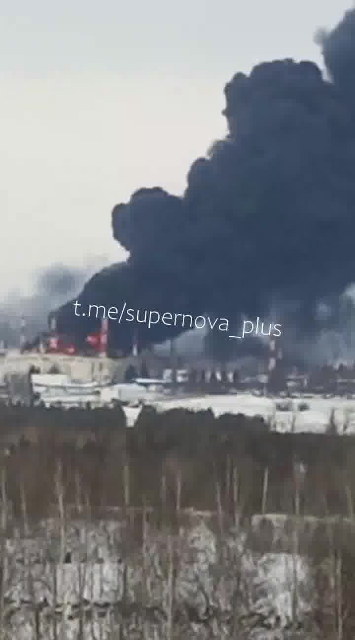 Fire raging at the oil pumping station near Almetyevsk, Tatarstan region
