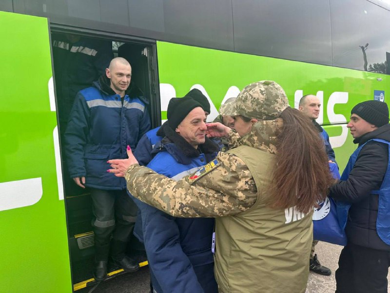 200 Ukrainian POWs were released from Russian captivity in a new prisoners swap