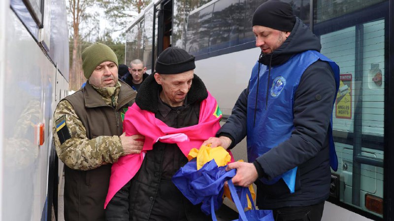 300 more Ukrainian servicemen were released from Russian captivity, additional 2 civilian person release