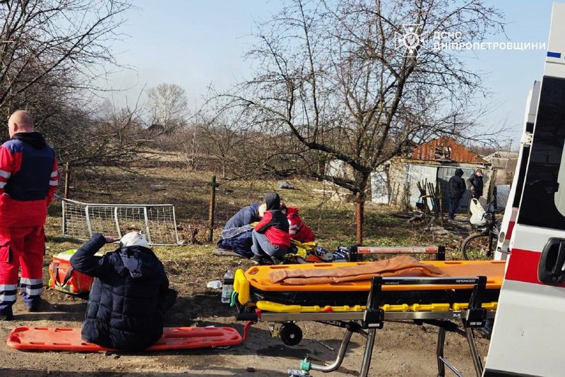 2 people killed, 7 wounded as result of Russian bombardment in Synelnykove district of Dnipropetrovsk region