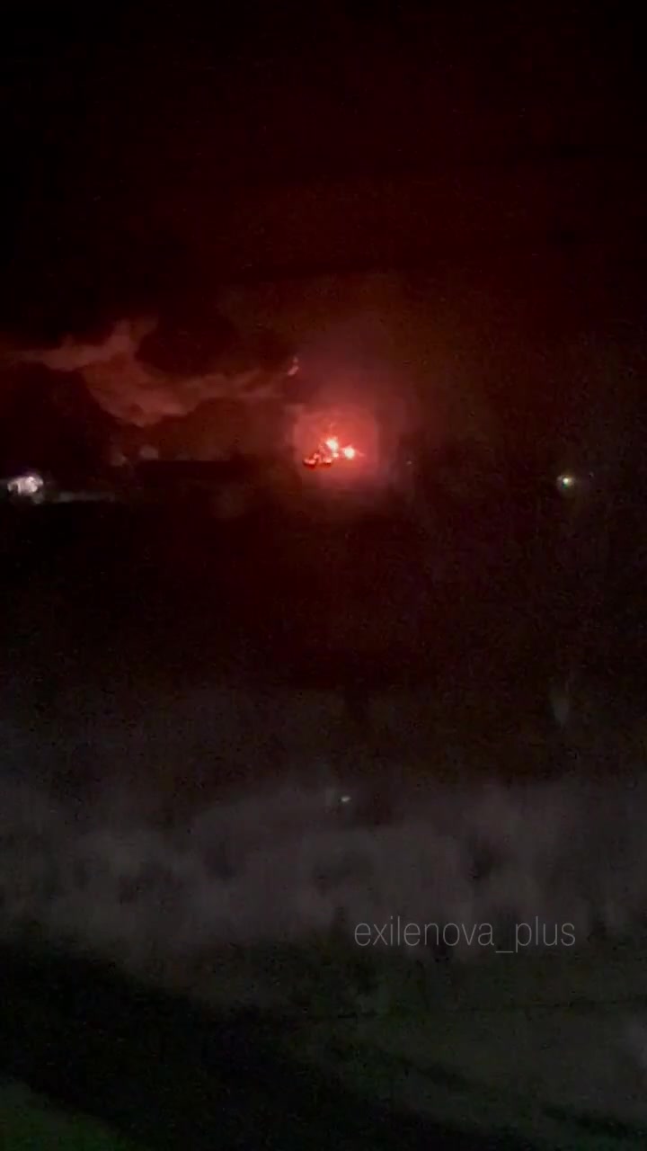 Explosions and fire reported in Dovzhansk at the occupied part of Luhansk region of Ukraine