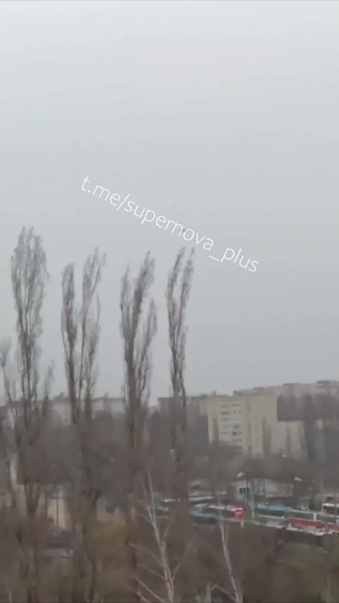 据报道，俄罗斯利佩茨克州叶列茨发生爆炸。