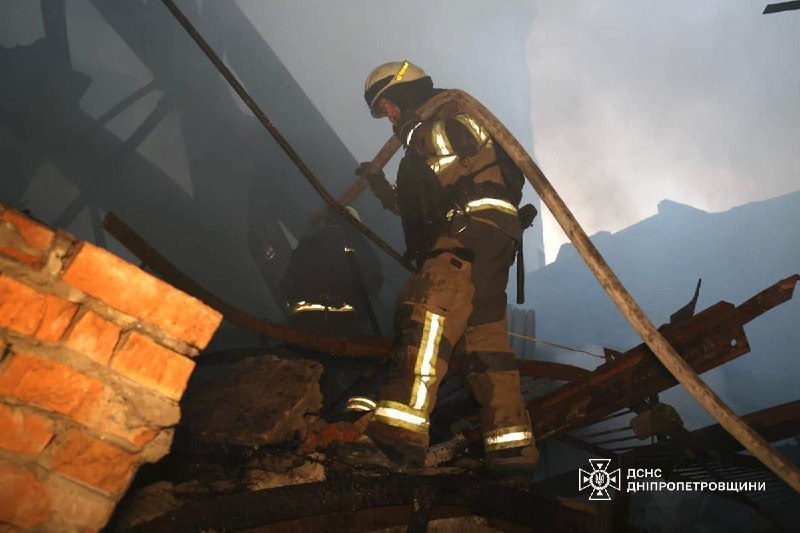 3 people wounded as result of drone strike in Dnipro city. Historical building of one of the universities damaged