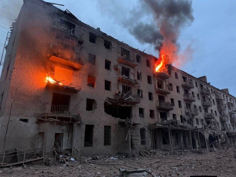 1 person wounded as result of an airstrike with FAB-1500 bomb in central part of Sloviansk