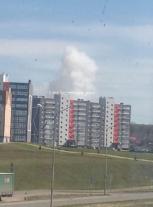 据报道，萨马拉的火药厂发生爆炸。