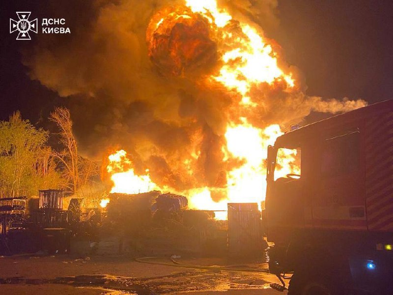 Kyiv'de Rus saldırıları sonucu 5 kişi öldü, 21 kişi yaralandı.